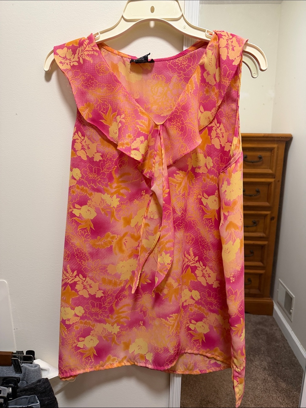 Label and neckline of a women's top